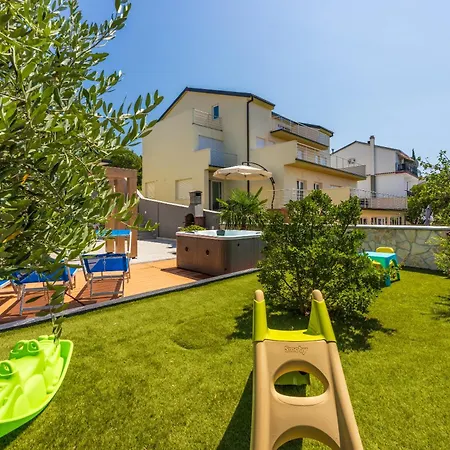 Relax Derossi Apartment Crikvenica
