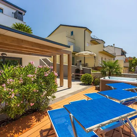 Apartment Relax Derossi Crikvenica