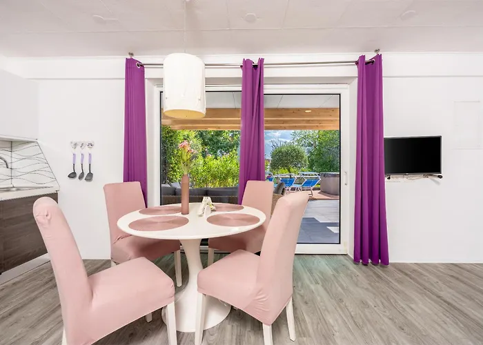 Relax Derossi Apartman *