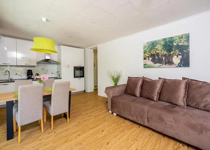 Relax Derossi * Crikvenica